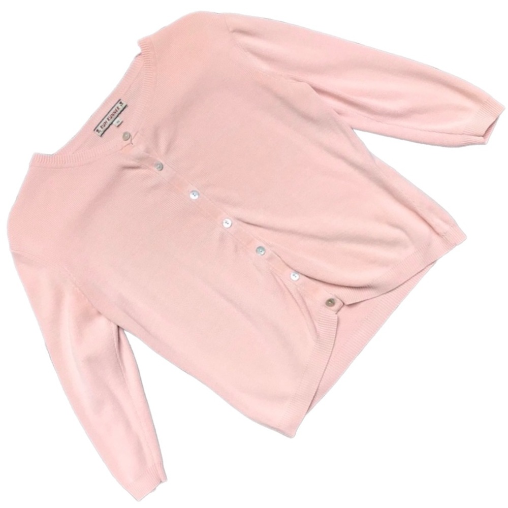 RUM RUNNER Coral Scoop Neck Knit ButtonUp Cardigan